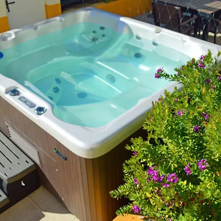 Sleeps22-garden-hottub-pool-barbecue-jacuzzi São Martinho do Porto